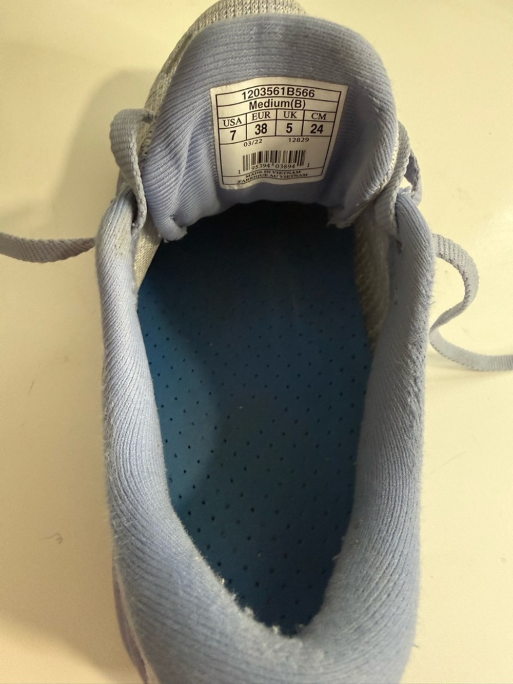 Brooks Ghost 14 Women’s Lavender and Silver-Trim Running Shoes - Picture 10 of 10